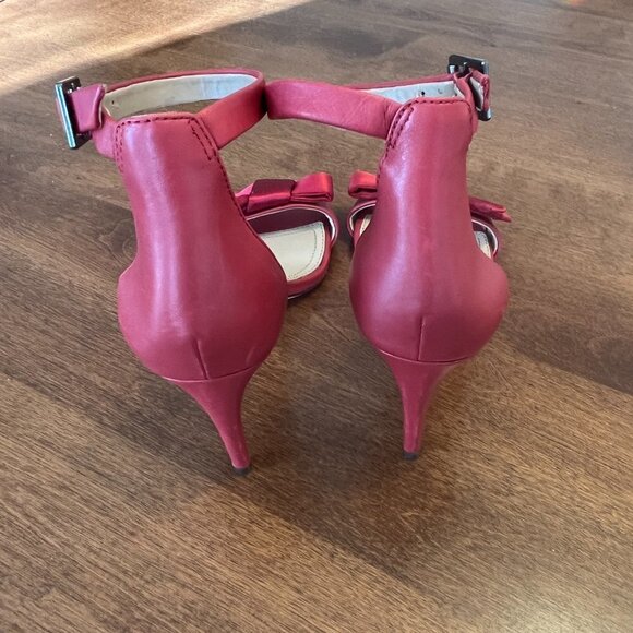 BCBGMaxAzria Pavli red satin leather heels sandals ankle strap 6.5M - Picture 5 of 12